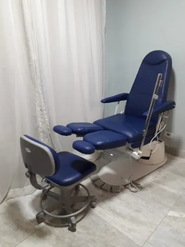 Cadeira de podologia ferrante