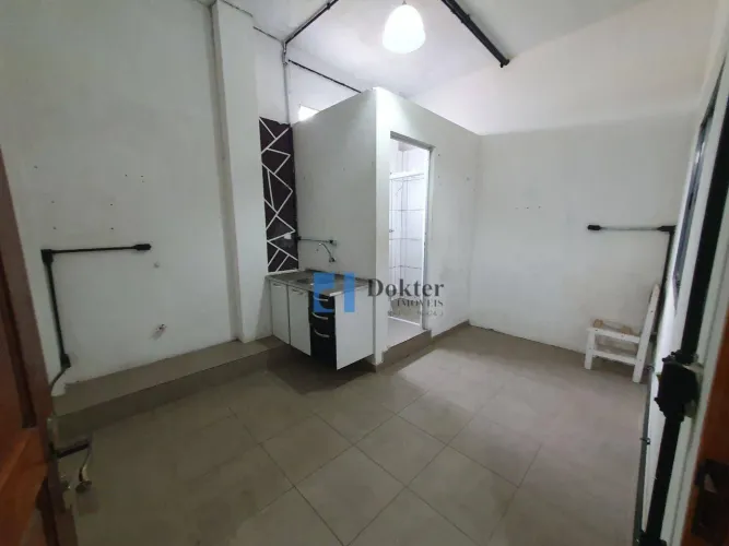 Apto na Av. 14 de Dezembro, 255 em uma localização super privilegiada no centro de Caieira