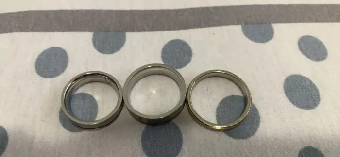 Kit com 3 Alianças / Anéis Prateados em Aço Inox + Caixinha