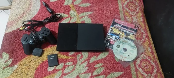 Ps2,play 2,playstation 2  completo com 2 jogos vendo ou troco por algo do meu interesse