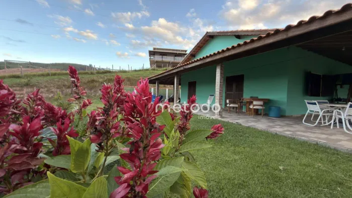 Sítio com 4 quartos à venda, 20 m² por R$ 945.000 - Bairro Centro - Santa Branca/SP
