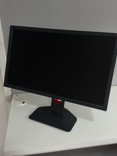 Monitor Zowie Benq XL2411K 144Hz perfeito pra CS!