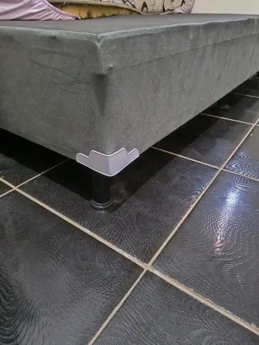 Vendo Base de Solteiro Super Conservada