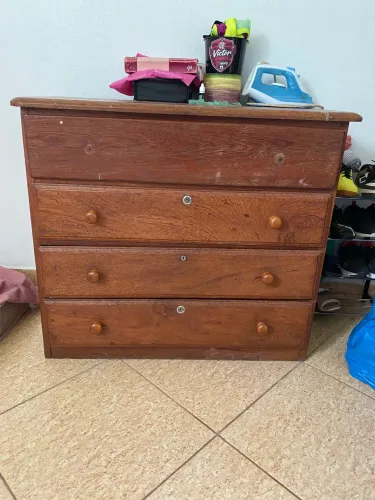 Cômoda de Angeli