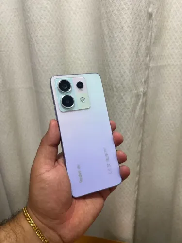 Smartphone estado de novo - Celular estado de novo - incluso caixa e carregador
