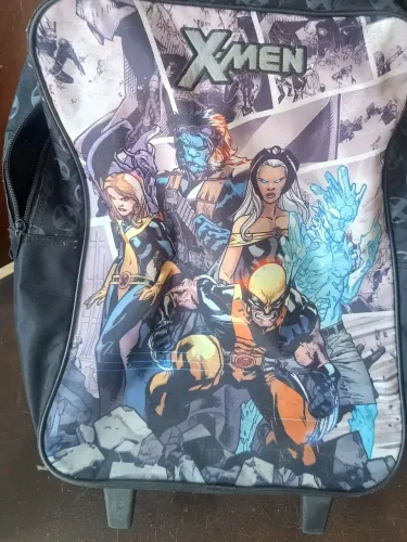 Mochila de heróis