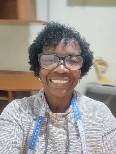 Costureira modelista