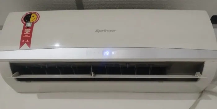 Aparelho de ar Condicionado Springer Midea 9.000 BTUS
