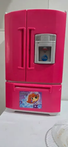 Geladeira infantil