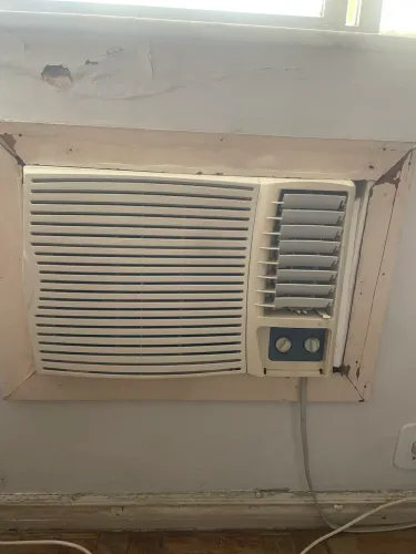 Ar-Condicionado Janela Manual - Springer | 12.000 Btus | Frio | 127V