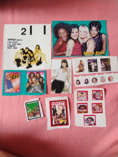 Figurinhas, encarte e cartão Spice Girls