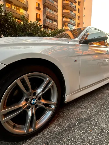 BMW 320I A Modern/sport TB 2.0/a.flex 16V 4P 2015