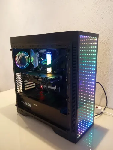 Ryzen 7 2060 Super Rog X570Steel 32gb Corsair Veagence RGB