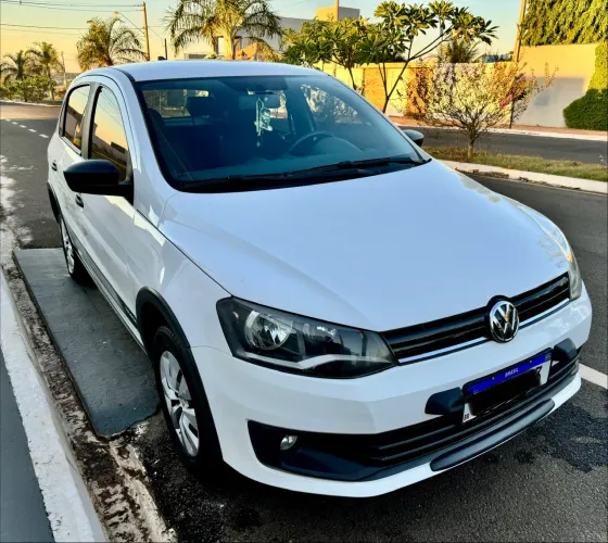 Volkswagen Gol Geração VI Track 1.0 8V MI Total Flex Mec. 4P 2014
