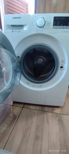 Máquina de lavar, lava e seca !