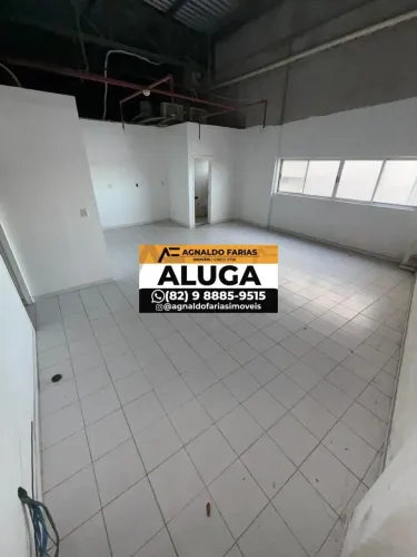 Alugo sala comercial em empresarial c/ 136m² em Mangabeiras - Jatiúca - Maceió - AL