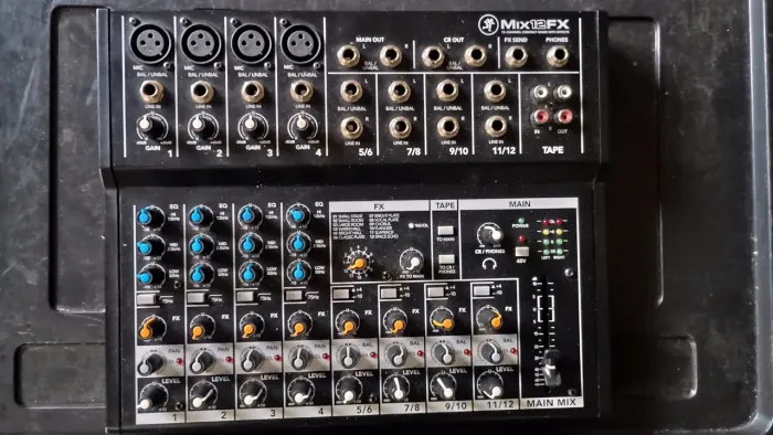 Mesa Mackie 12FX