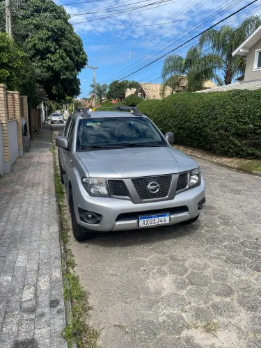 Nissan Frontier SV AT. CD 4X4 2.5 TB Dies. Aut. 2016