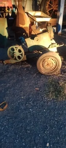Carrocinha Carrinho ensiladeira gerador desintegrador