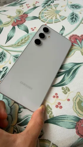 SAMSUNG S24 FE