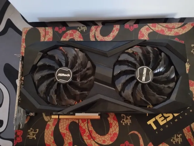 PLACA DE VÍDEO RX 7600
