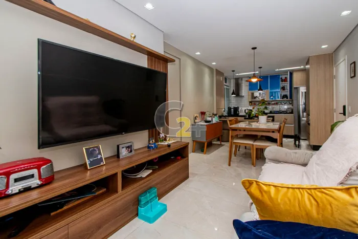 Apartamento á venda na Barra Funda, 3 quartos, 1 suíte, 2 vagas de garagem