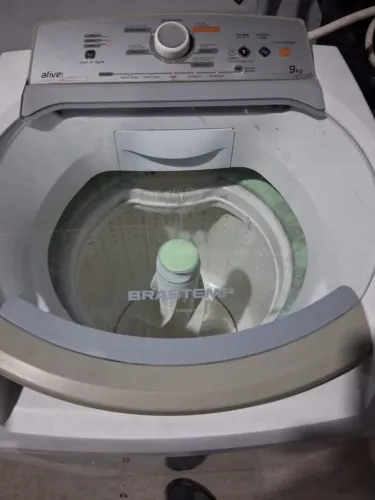 Vendo máquina de lavar Brastemp 9 kgs