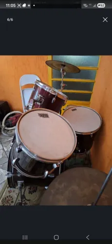 Bateria street