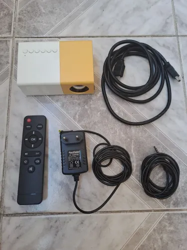 Mini retro projetor