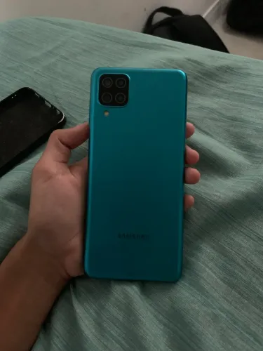 Vende-se Samsung Galaxy m12
