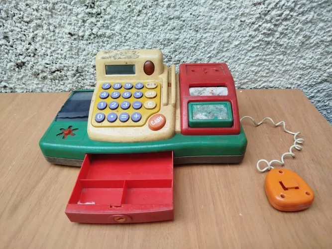 caixa de brinquedo
