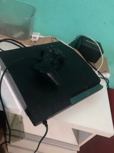 PS3 + 1 controle