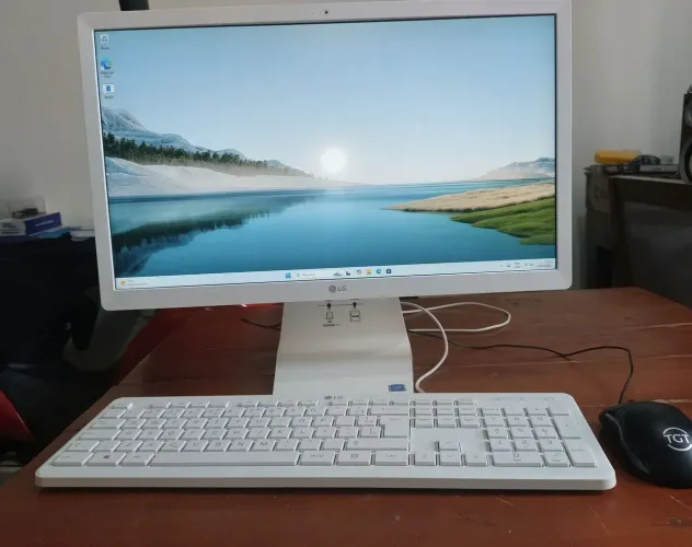 Vendo PC tudo em um ( ALL in onde) LG