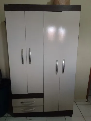 Guarda roupa