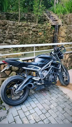 Street triple 765rs 123cv