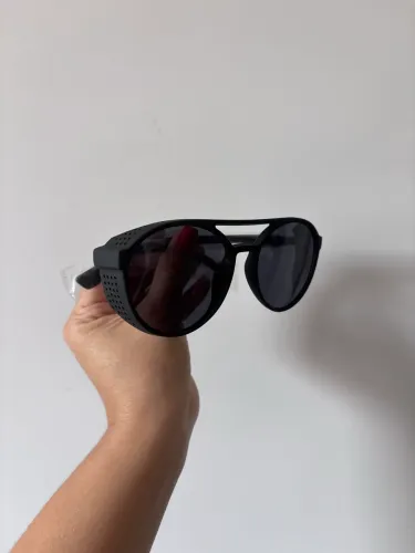 Óculos de sol- vários modelos novos 