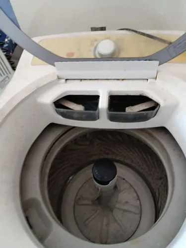 Máquina de lavar Brastemp para tirar peça liga mas não funciona