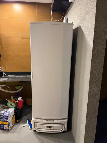 FREEZER GELOPAR CONGELA E RESFRIA 