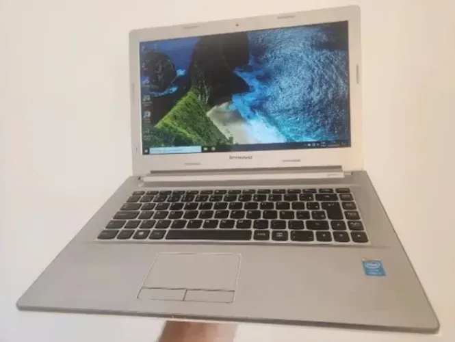 Notebook Gamer Lenovo Core i7 Placa de Vídeo 2GB Offboard Dedicada 8GB RAM SSD