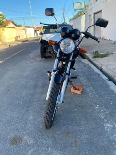 Vende- se