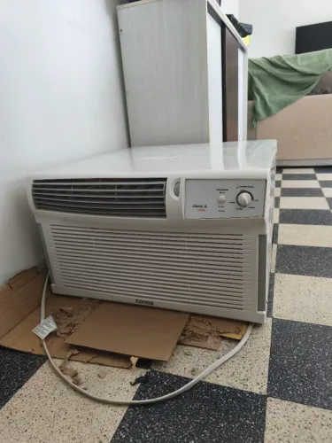 Ar condicionado de janela Consul 12000 BTUS (semi-novo)
