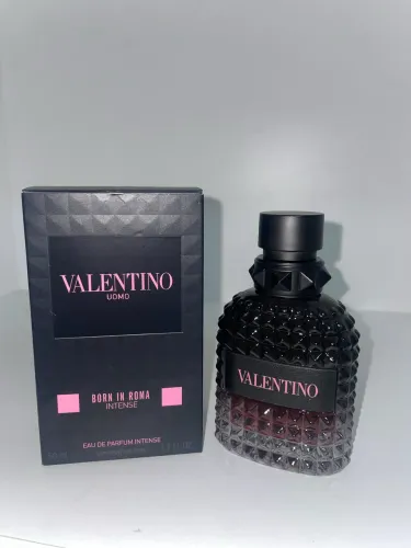 Valentino born in roma