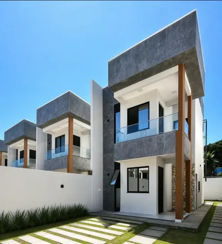 Casa Duplex com 3 Quartos no centro do Eusébio