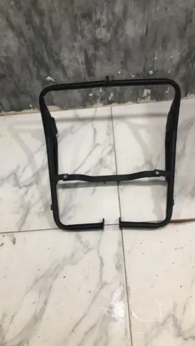 Protetor de carenagem XRE 300 120$ pra vender logo, não utilizo mais!!