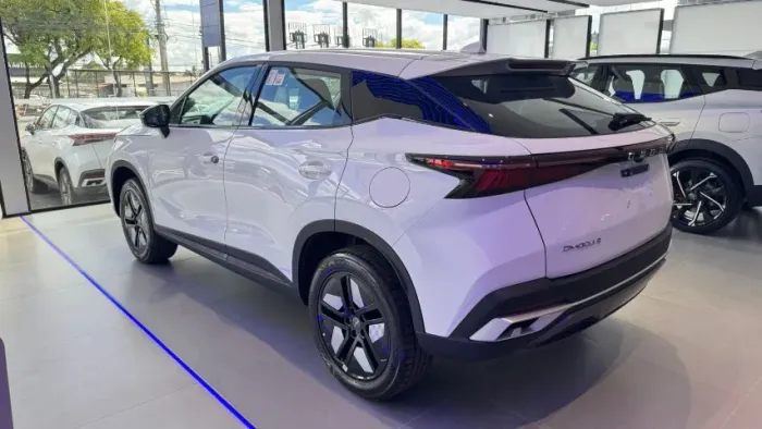 Omoda 5 Luxury 1.5 TB FWD 2026