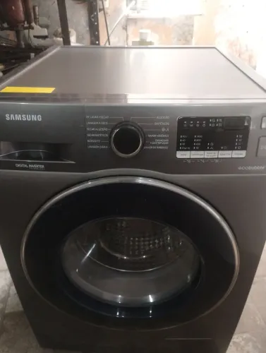 Vendo Samsung lava e seca , contato *.