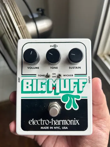 Pedal Big Muff Pi com Tone Wicker