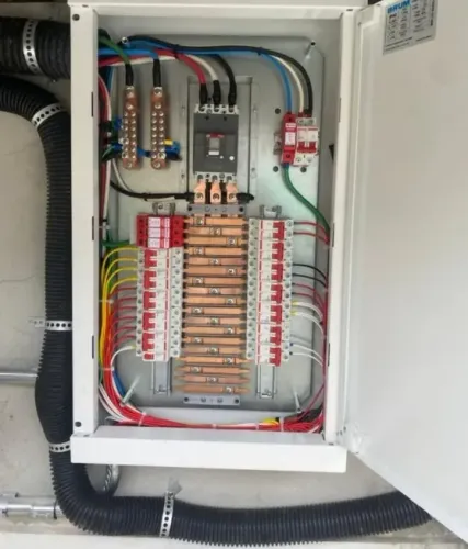 Instalações Elétricas, Encanador Hidráulico, Colocação de Piso Porcelanato