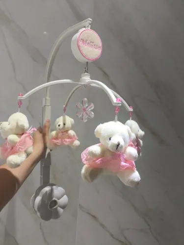 Móbile de berço para bebê menina