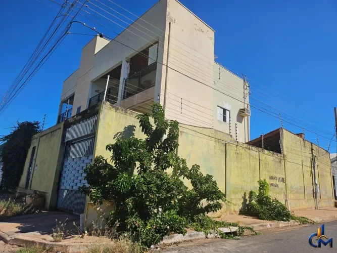 Sobrado na Morada do Ouro 2